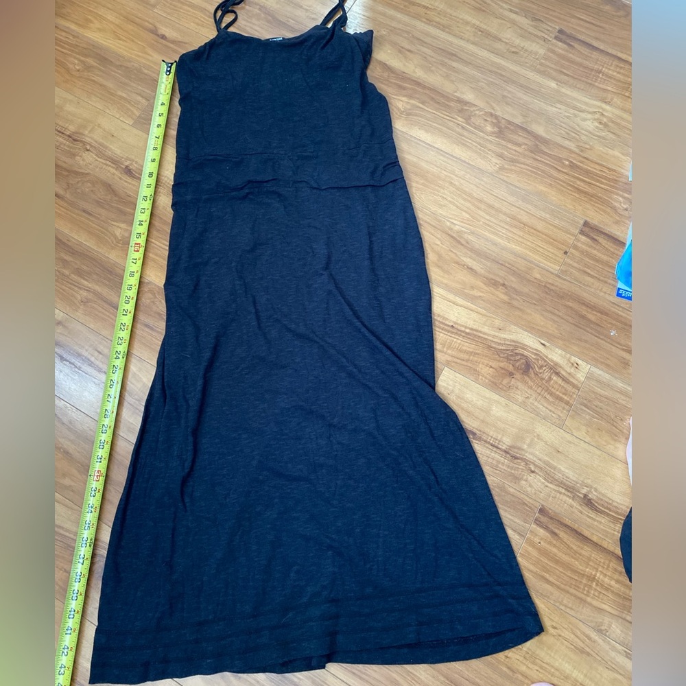 Horney Toad dress. Long maxi style. Size L. Hidden pocket. Adjustable straps.